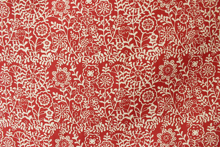 LINNETリネンプリント <br />
        チェコへの憧れレッド×Flax